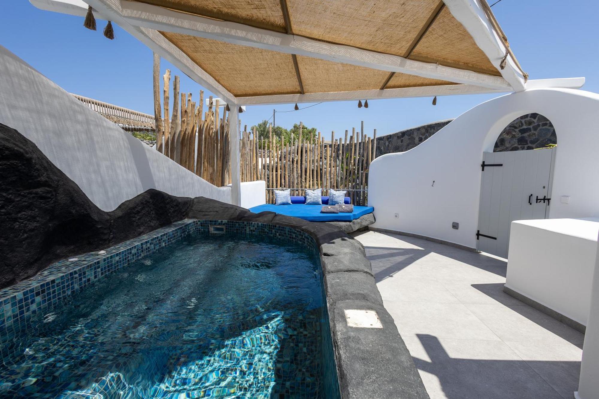 Soil Of Sun Luxury Villas Megalochori  Ngoại thất bức ảnh